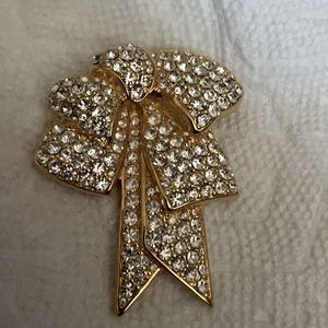 Nolan Miller vintage double bow brooch